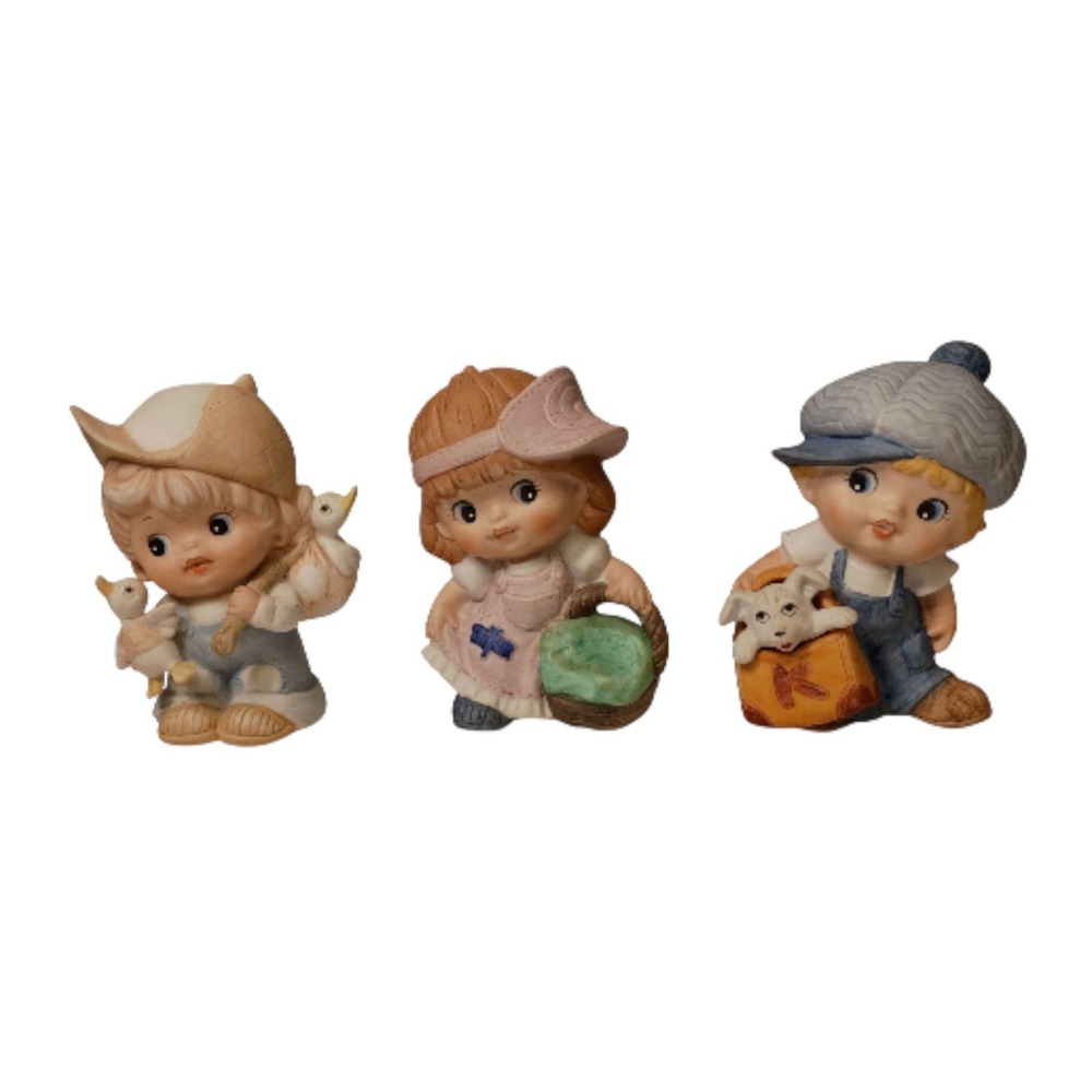 3‎ VTG Homco #1439 #1418 Adorable Little Boy Girl Hats Dog Cat Duck Figures